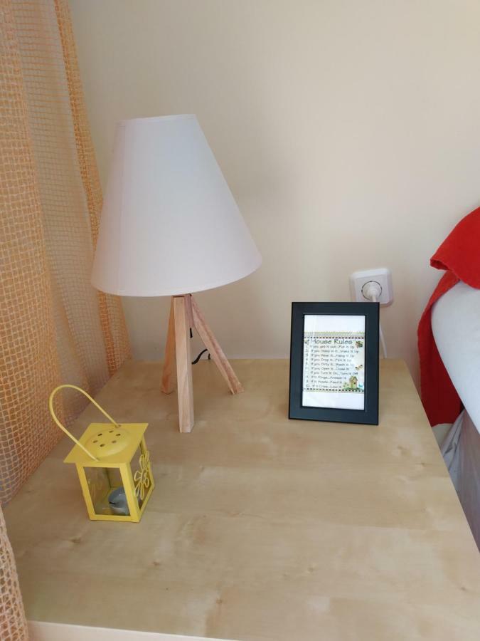 Cosy Apartment By The Sea Метаморфоси Екстериор снимка